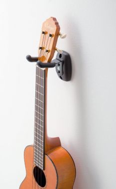 K&M 16590 Ukuleleteline