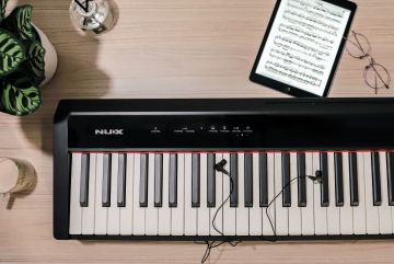 NUX NPK-10 digital piano black