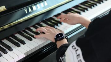 Soundbrenner Pulse bodymetronomi