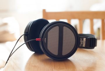 German Maestro GMP400 headphones