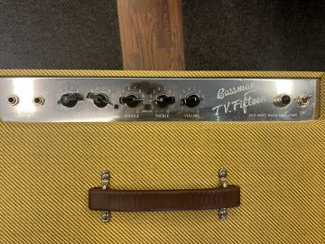 Fender Bassman tv-15 -käytetty bassovahvistin