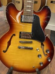 Epiphone ES-335 sähkökitara