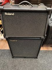 Roland SA-300 akustinen vahvistin