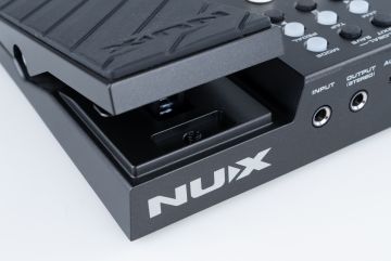 NUX MG-300MKII mallintava multiefekti