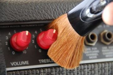 MusicNomad MN205 The Nomad Tool puhdistusväline 