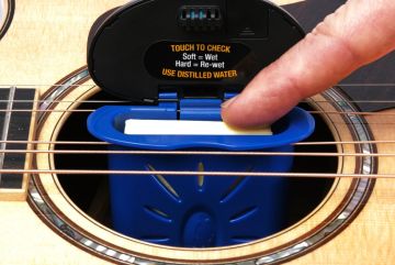 MusicNomad MN311 The Humitar ONE - Acoustic Guitar Humidifier & Hygrometer