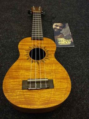 Baton Rouge V4S Sun ukulele