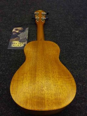 Baton Rouge V4S Sun ukulele